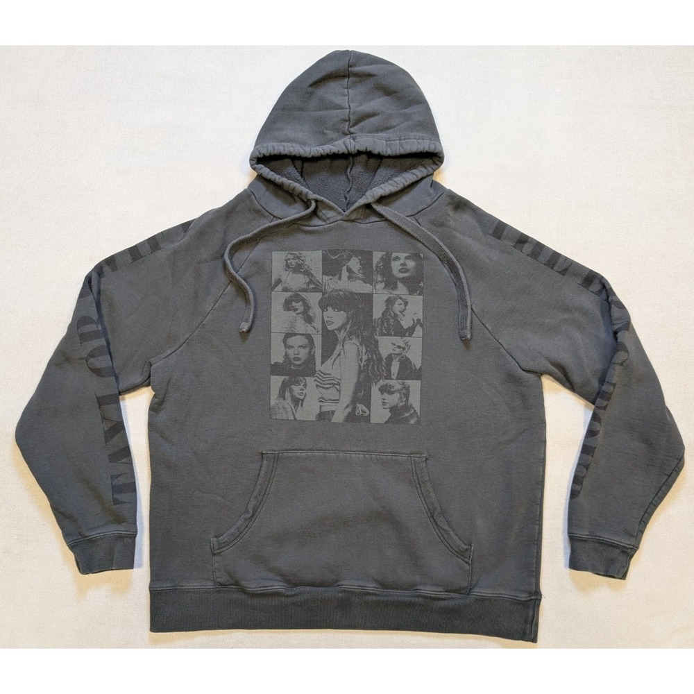 Taylor Swift Hoodie Womens Small Black Sweatshirt Eras Tour Concert Fleece Music